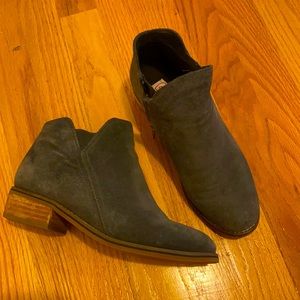 Blondo waterproof booties